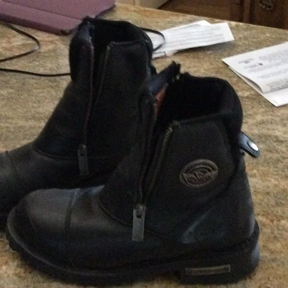 Motorcycle Riding Boots - Picture 4 of 5